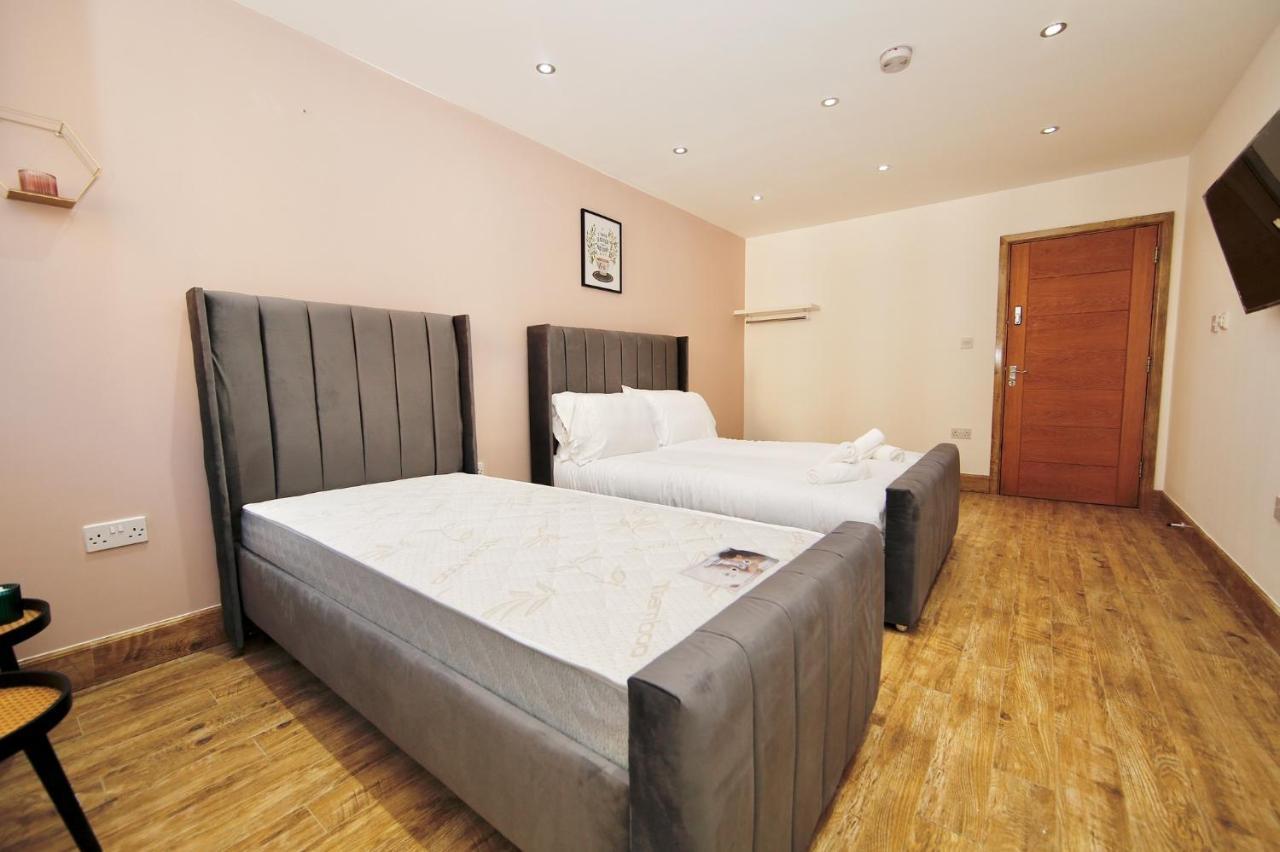 Edgware Hub Hotel London Ngoại thất bức ảnh