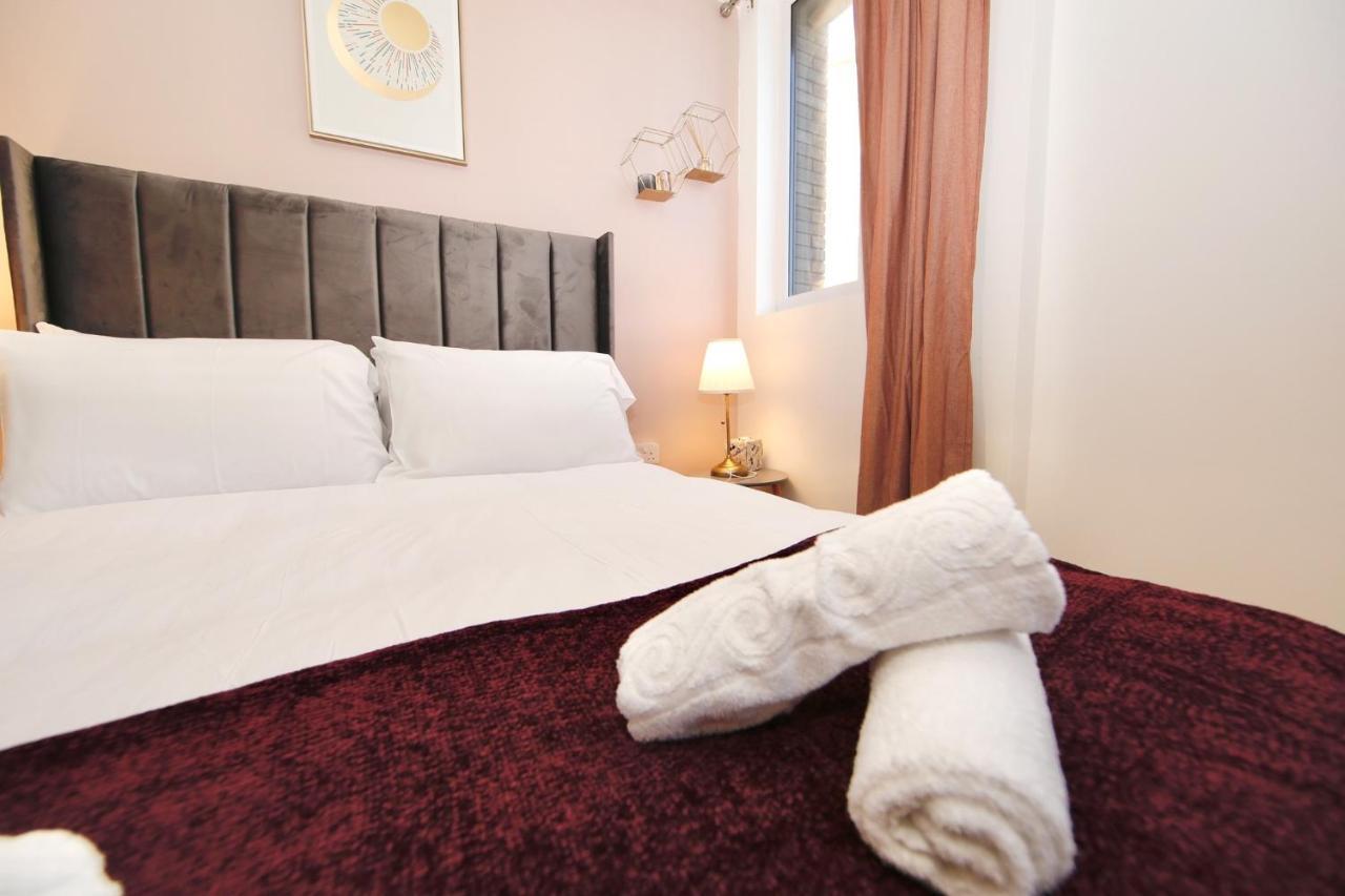 Edgware Hub Hotel London Ngoại thất bức ảnh