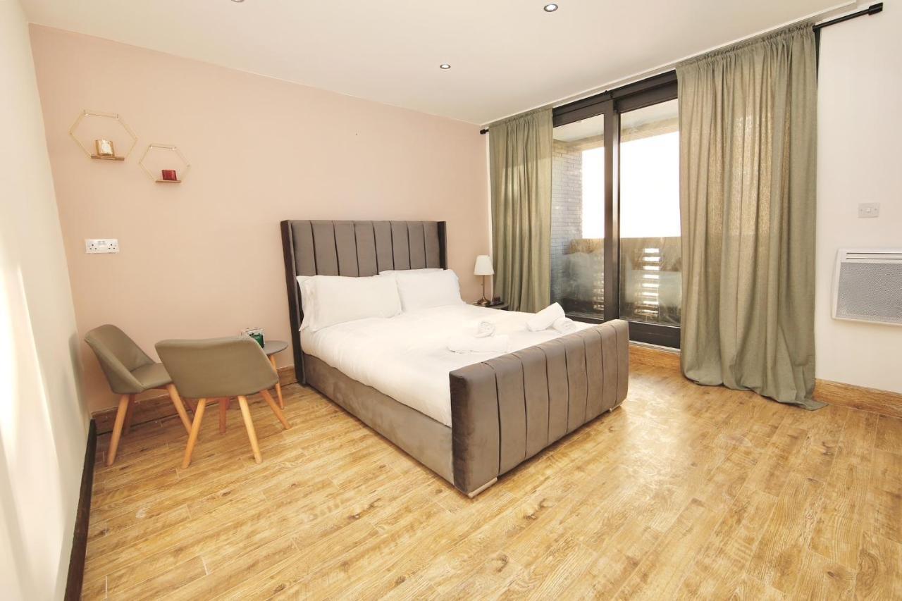 Edgware Hub Hotel London Ngoại thất bức ảnh